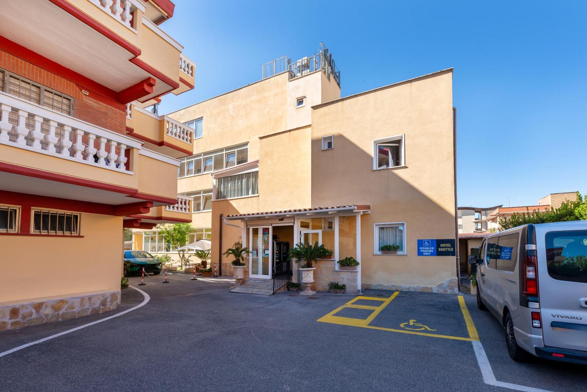Hotel De La Ville Relais Fiumicino Exterior foto